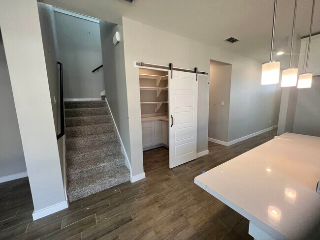 Photo - 1616 Sambar Lp