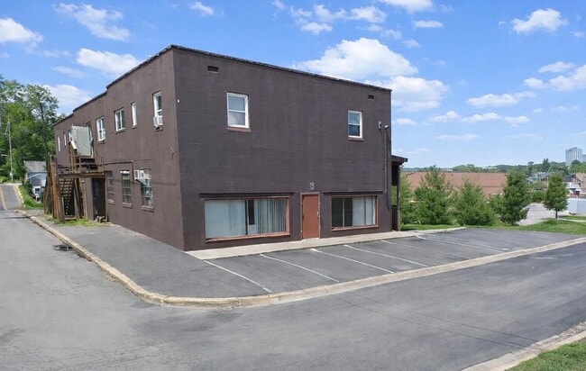 Building Photo - 18 Cleveland Ave Unit 4