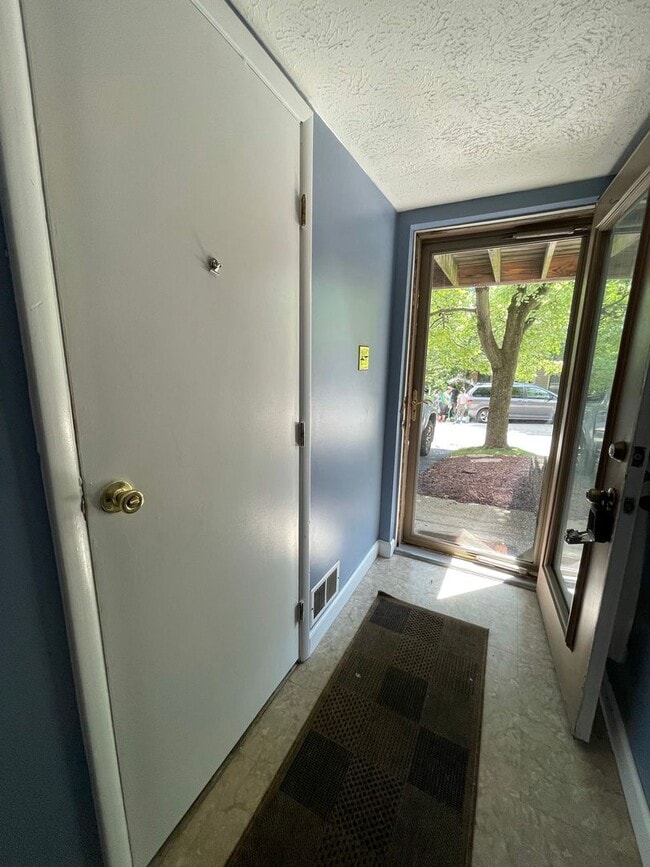Photo - 604 Arkwood Dr