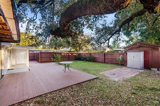 Photo - 5073 - YEAA SFH Unit 1/1