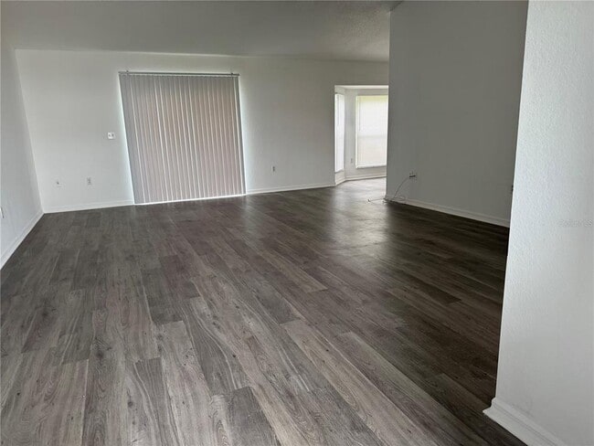 Photo - 5817 Daughtery Downs Loop