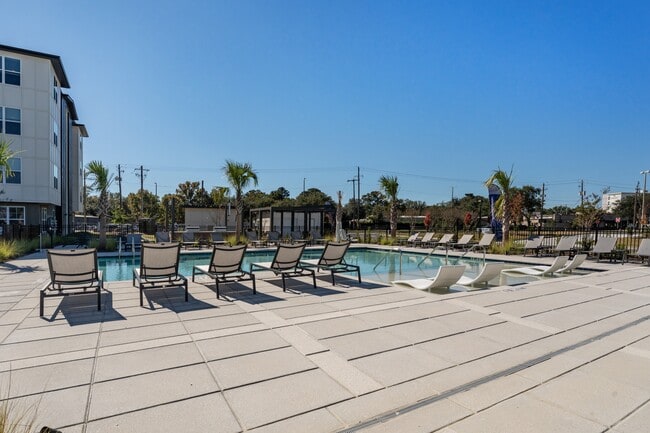 Photo - Madison Oaks