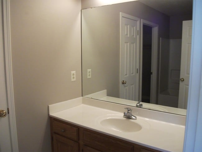 Photo - 1105 Walters Dr