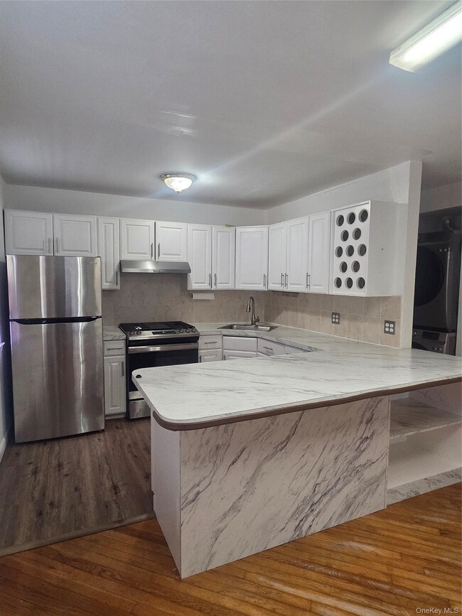 Photo - 47-44 Springfield Blvd