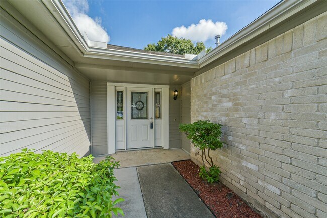 Photo - 12502 Miriam Ln