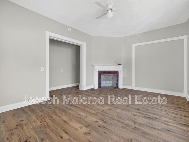 Photo - 195 Laurel Hill Ave Unit BR