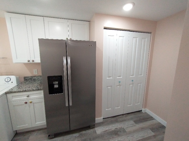 Photo - 135 NW Shannon Ave