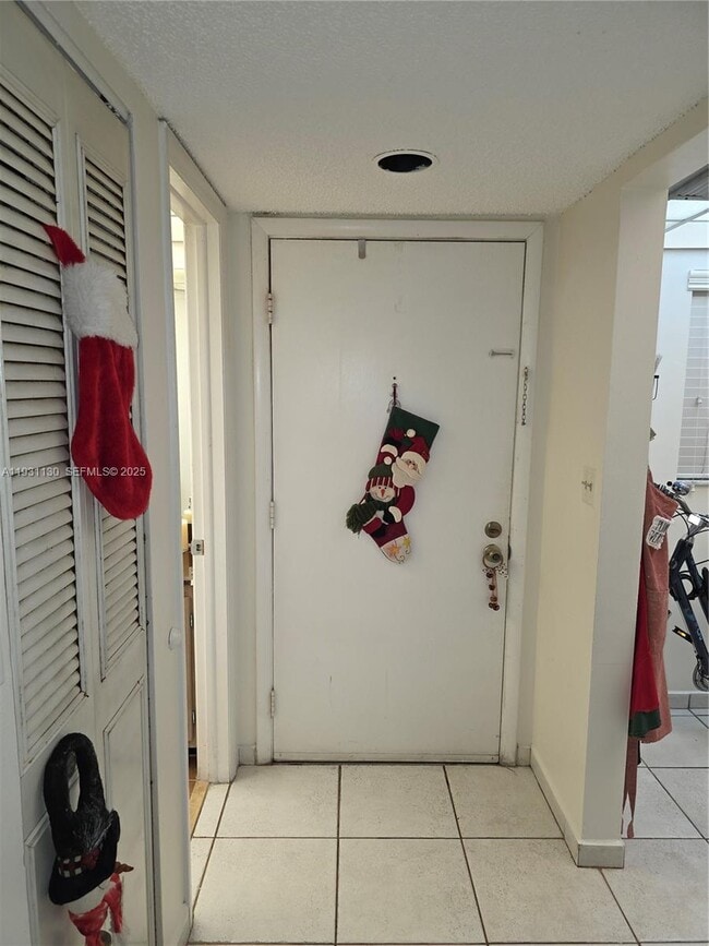 Photo - 8035 SW 107th Ave Unidad 221