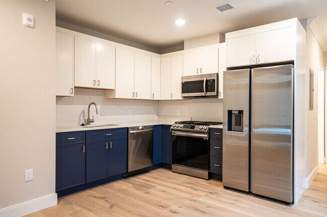 Photo - 159 Everett St Condo Unit 102