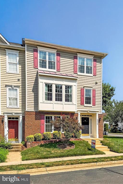 Building Photo - 43722 Cadbury Terrace Rental