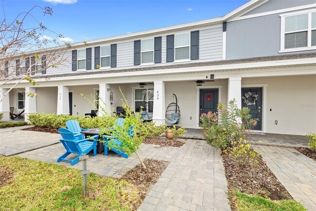 Photo - 635 Belgrove St