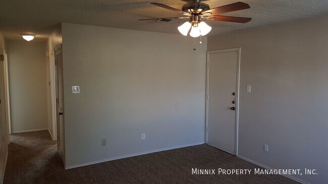 Photo - 9614 Elmwood Ave