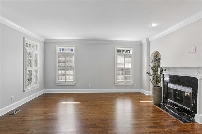 Photo - 1014 Lenox Crest