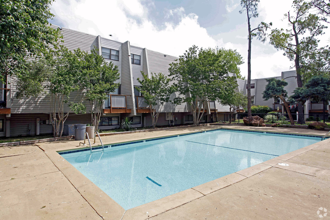 Greentree Apartments - Greentree Apartments