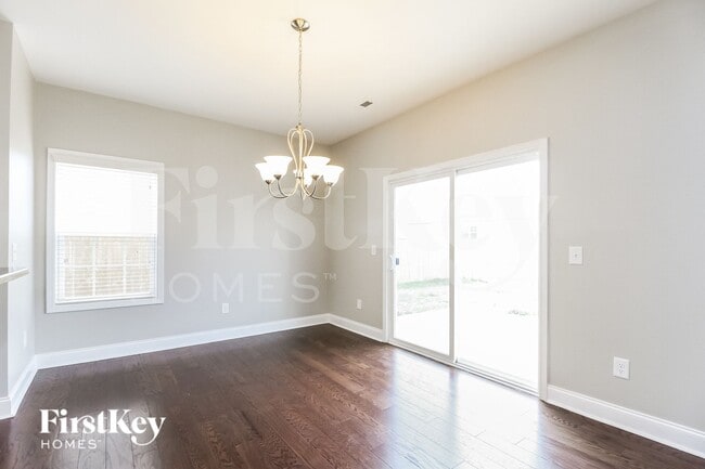 Photo - 746 Breeders Cup Dr