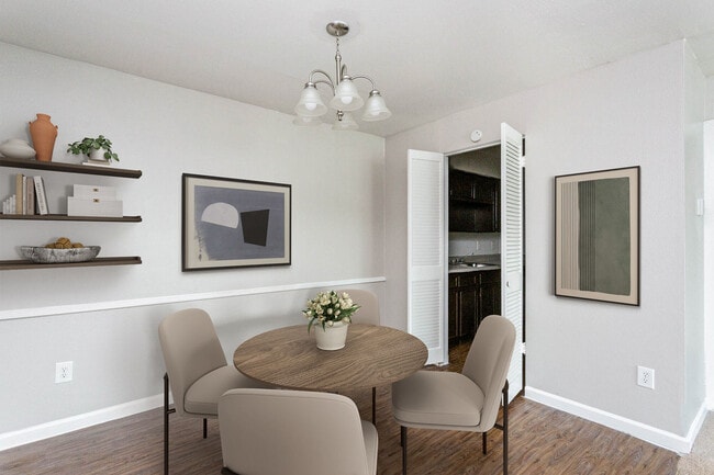 Photo - The Atrium At 5606