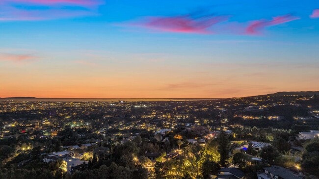 Photo - 1447 San Ysidro Dr