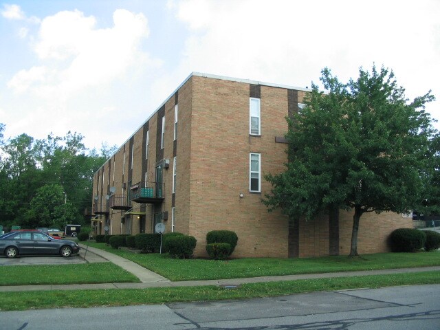 Photo - Clare Manor Apartments
