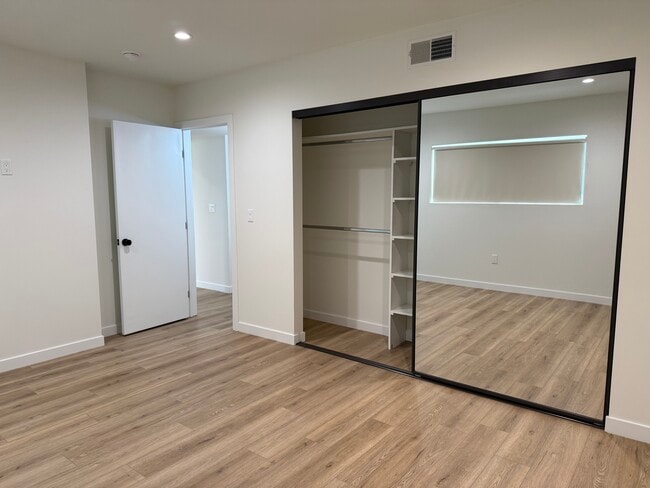 1960 Sherbourne, Los Angeles, CA 90034