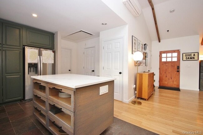 Photo - 117 Seven Hills Lake Dr