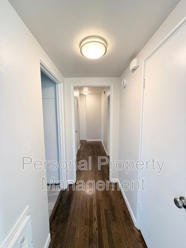 Photo - 1103 W St
