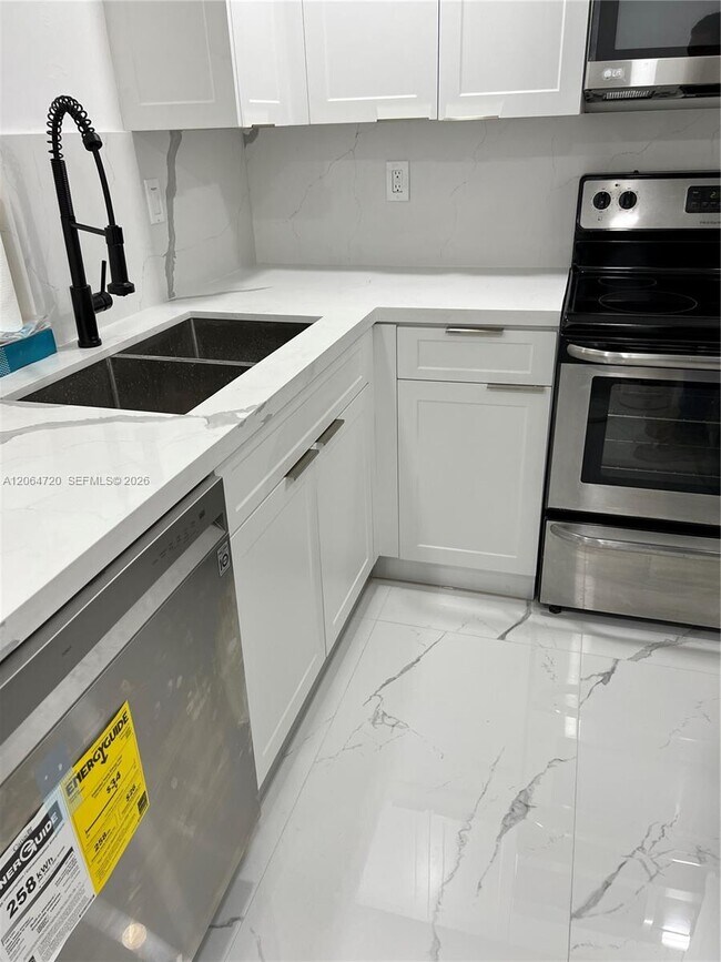 Photo - 9990 NW 9th Street Cir