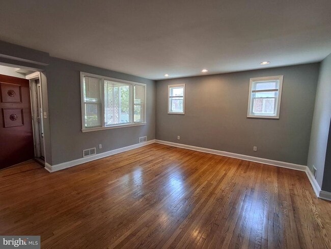 Photo - 3906 Rosecrest Ave