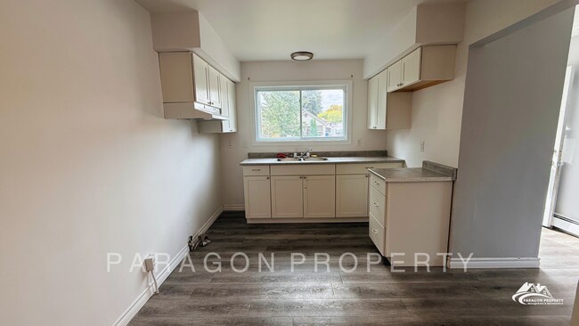 Photo - 101 Berry St Unit 1