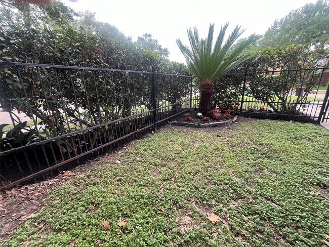 Photo - 9602 Top Gallant Ct