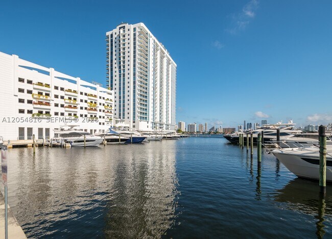 Building Photo - 17301 Biscayne Blvd Unit 1609