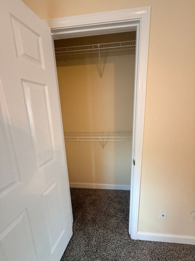 Photo - Great townhouse for quiet family living