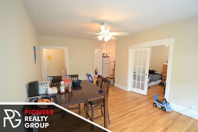 3902 W Argyle St Unit 3A