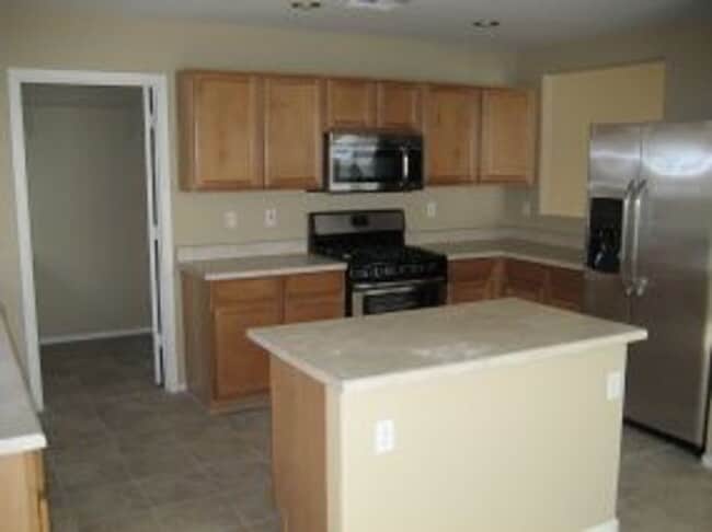 Photo - 3232 W Cavedale Dr