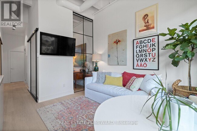 Photo - 150 Logan Ave Unité 207