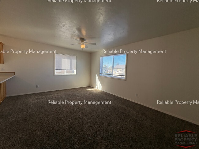 Photo - 260 W Anderson St Unit 3