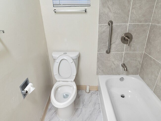 Photo - brockhur Unit C