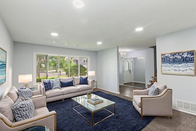 Photo - 1126 Tiverton Ct