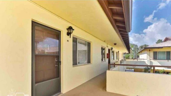 Photo - 400 Oakridge Blvd Unit 16