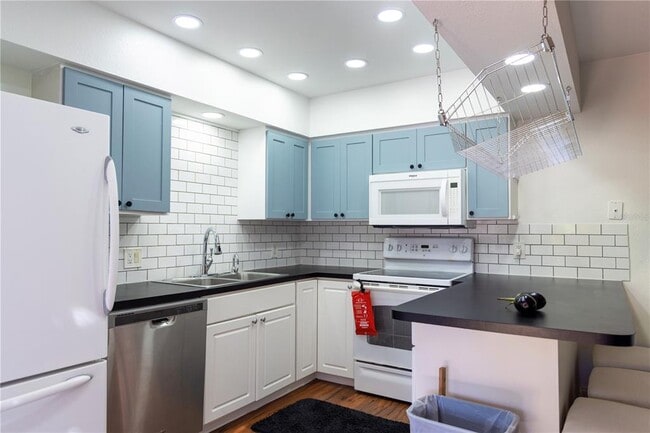 Photo - 1794 S Park Ave