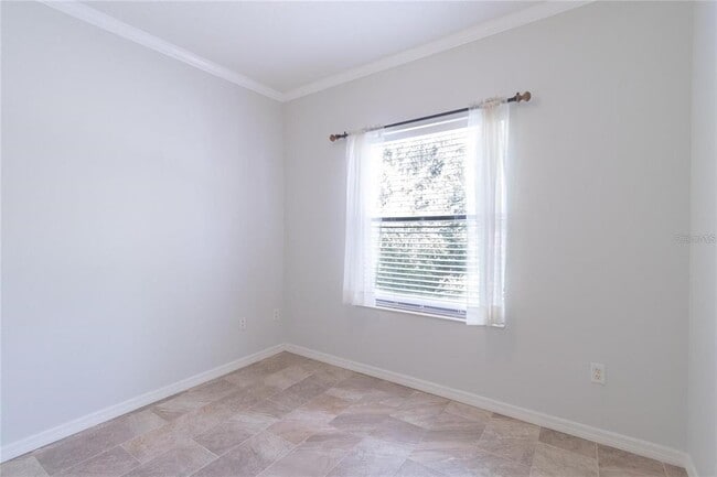 Photo - 7231 Hamilton Rd