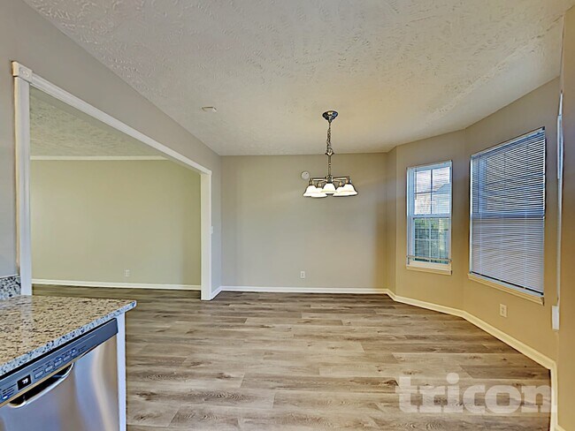 Photo - 4924 Nina Marie Ave