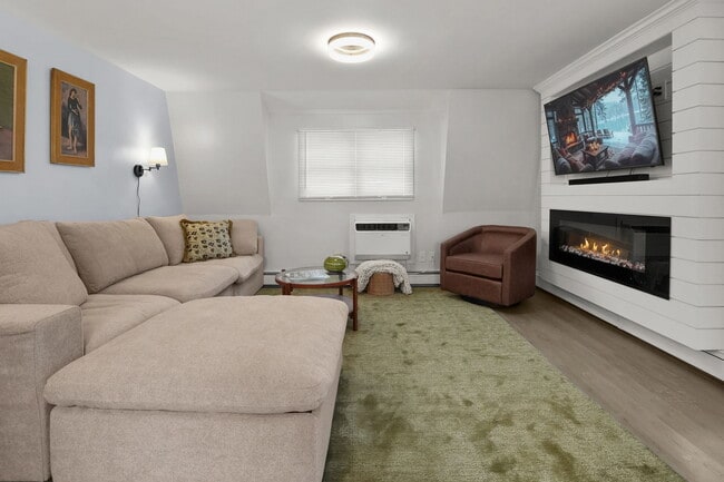 Photo - 22 Bonazzo Dr Unidad Calmwood