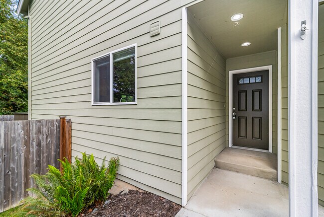 Photo - 6511 206th Pl NE