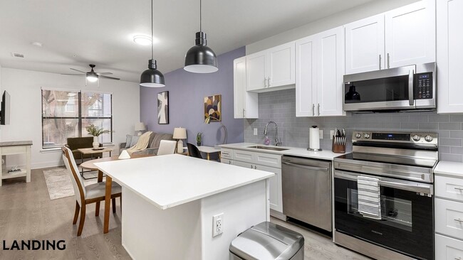 Photo - 15777 Quorum Dr Unit 1131