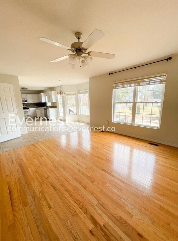 Photo - 113 Brickert St