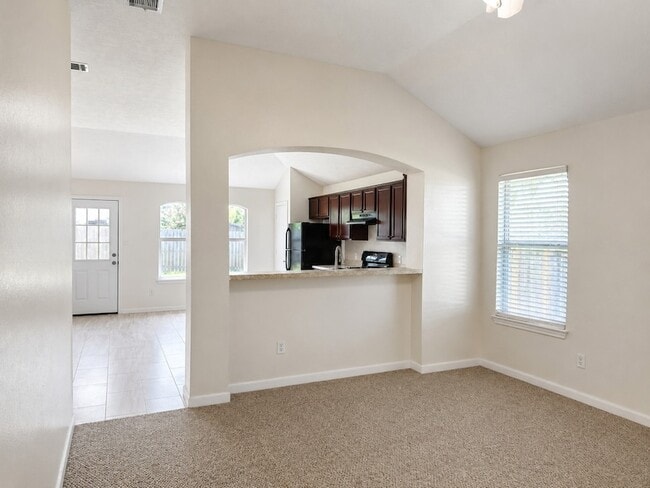 Photo - 1711 Dixon Ln