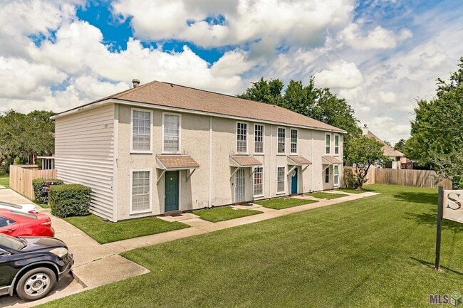 Building Photo - 522 S Flannery Rd