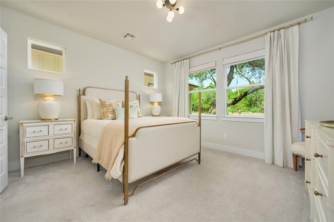 Photo - 142 Volterra Ln