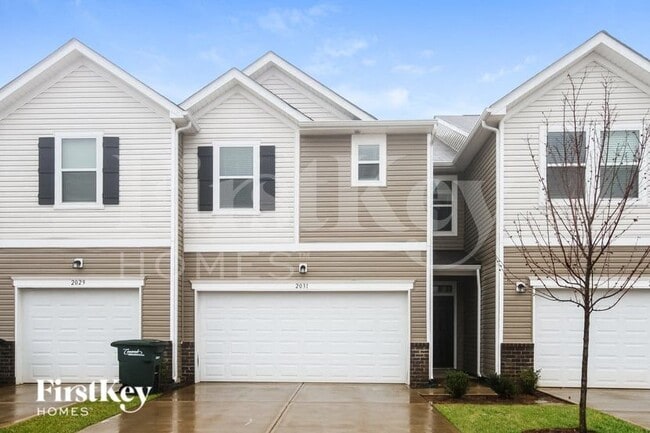 Building Photo - 2031 Cypress Village Dr NW