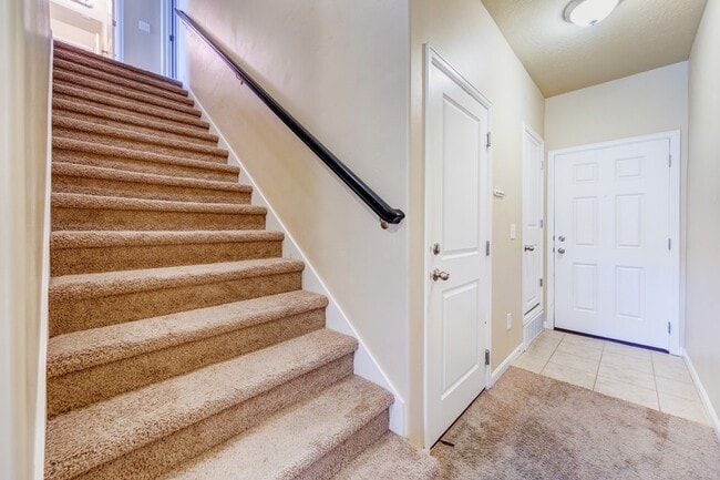 Photo - 4299 Cresthaven Ln